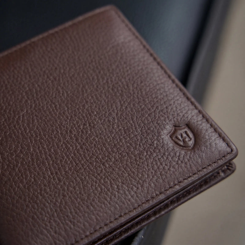 Geldbörse mit RFID-Schutz & 13 Kartenfächer (Genarbt)