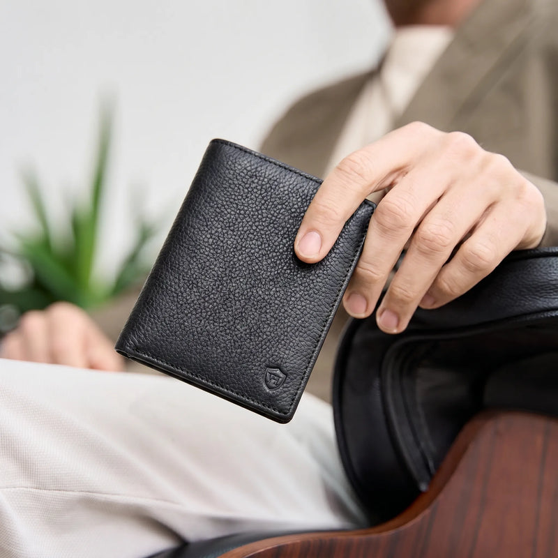 Geldbörse mit RFID-Schutz & 8 Kartenfächer (Genarbt)