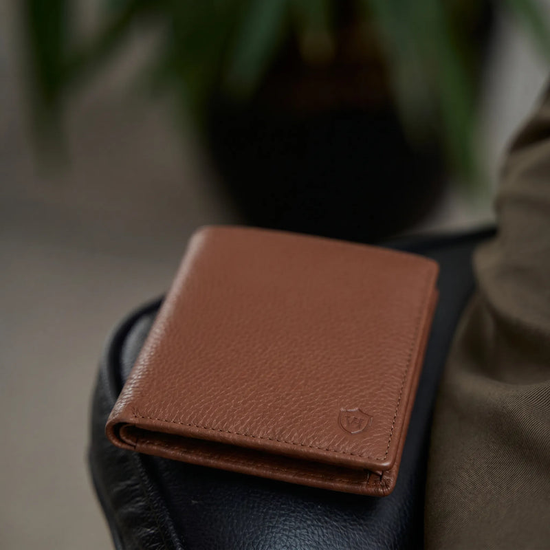 Geldbörse mit RFID-Schutz & 8 Kartenfächer (Genarbt)