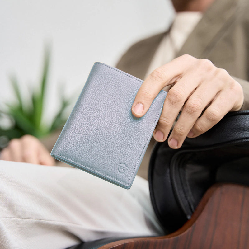 Geldbörse mit RFID-Schutz & 8 Kartenfächer (Genarbt)