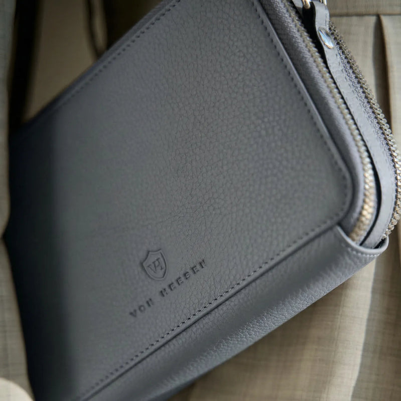 Geldbörse mit RFID-Schutz & 2 Hauptfächer zum Umhängen (Genarbt)