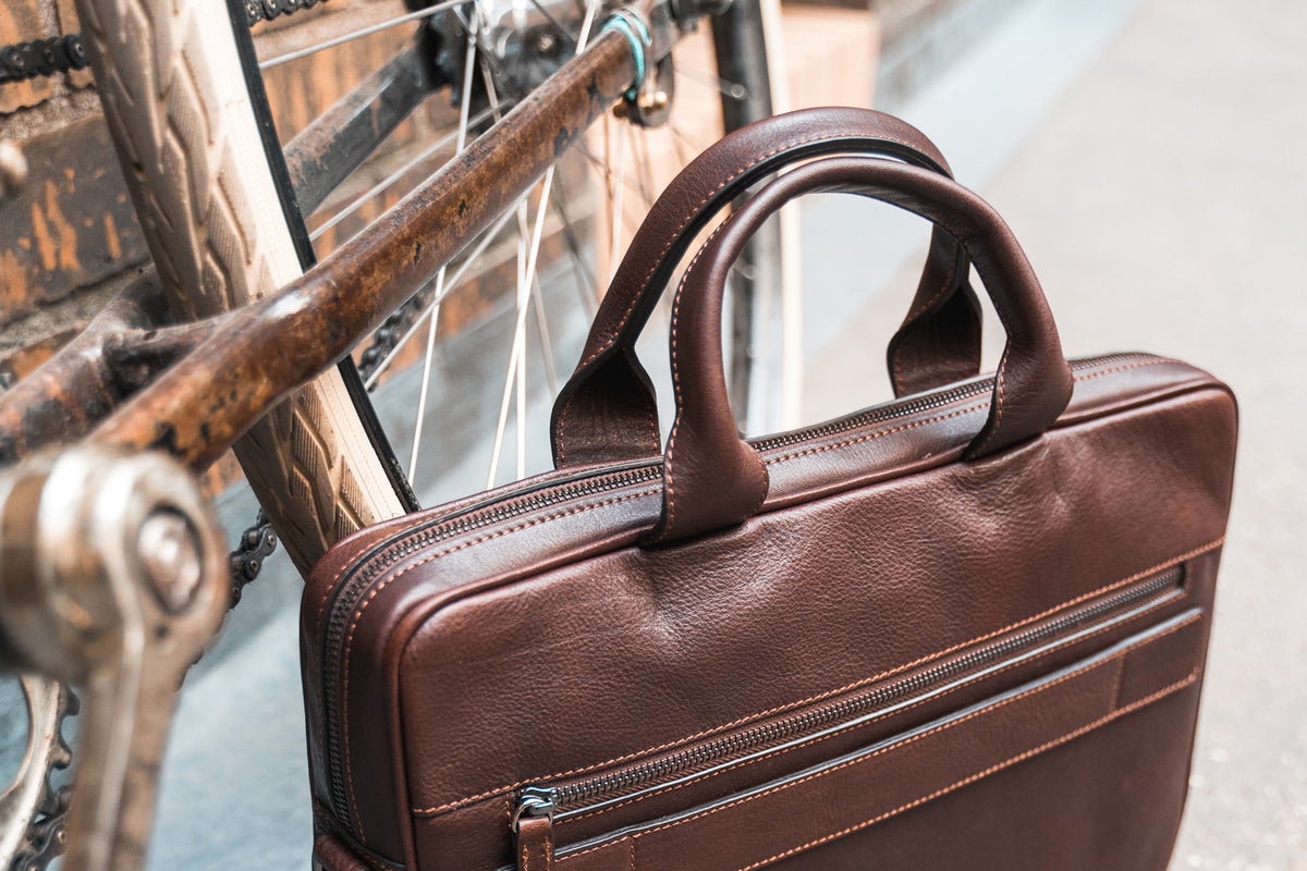 VON HEESEN Laptoptasche mit abgerundeten Griffen für hohen Tragekomfort