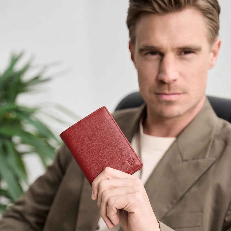 Geldbörse mit RFID-Schutz & 8 Kartenfächer (Genarbt)
