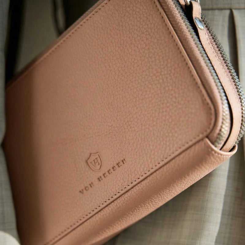 Geldbörse mit RFID-Schutz & 2 Hauptfächer zum Umhängen (Genarbt)